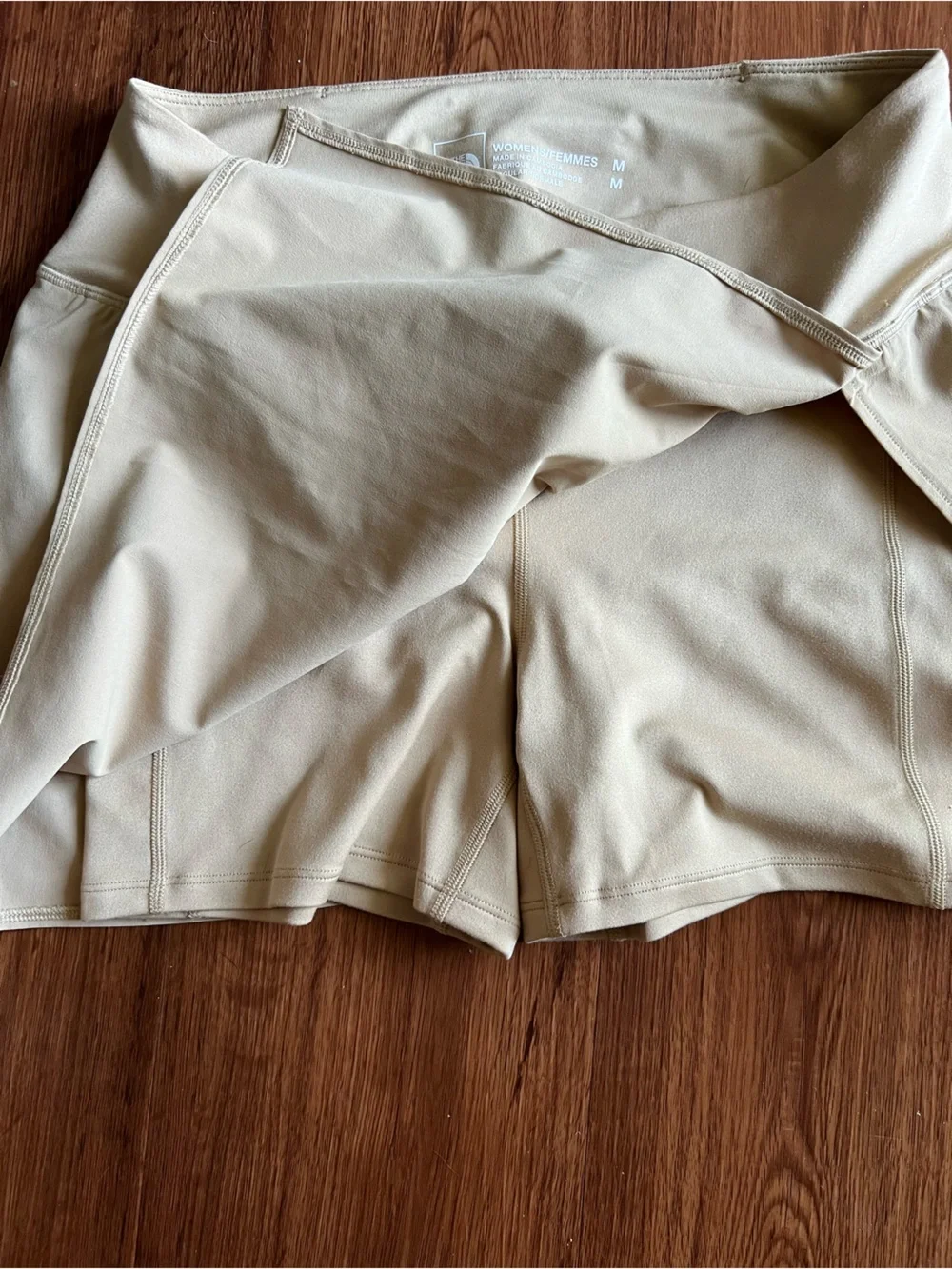 The North Face Arque Tan Skort Women’s Size M